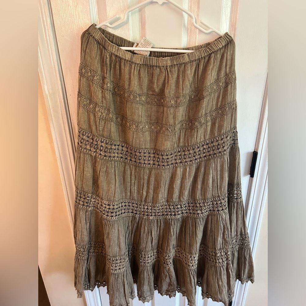 Metro Wear Textured Brown Midi Skirt